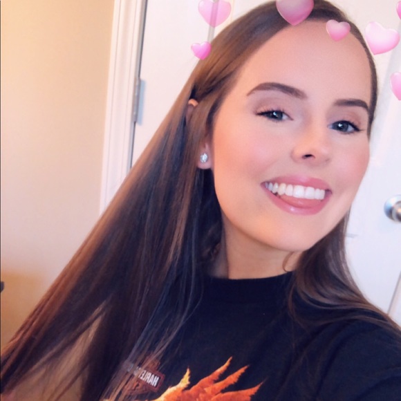 Meet your Posher, Annalee - Picture 1 of 1